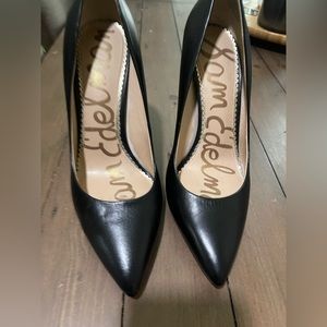 Sam Edelman Leather high heel Pump  👠